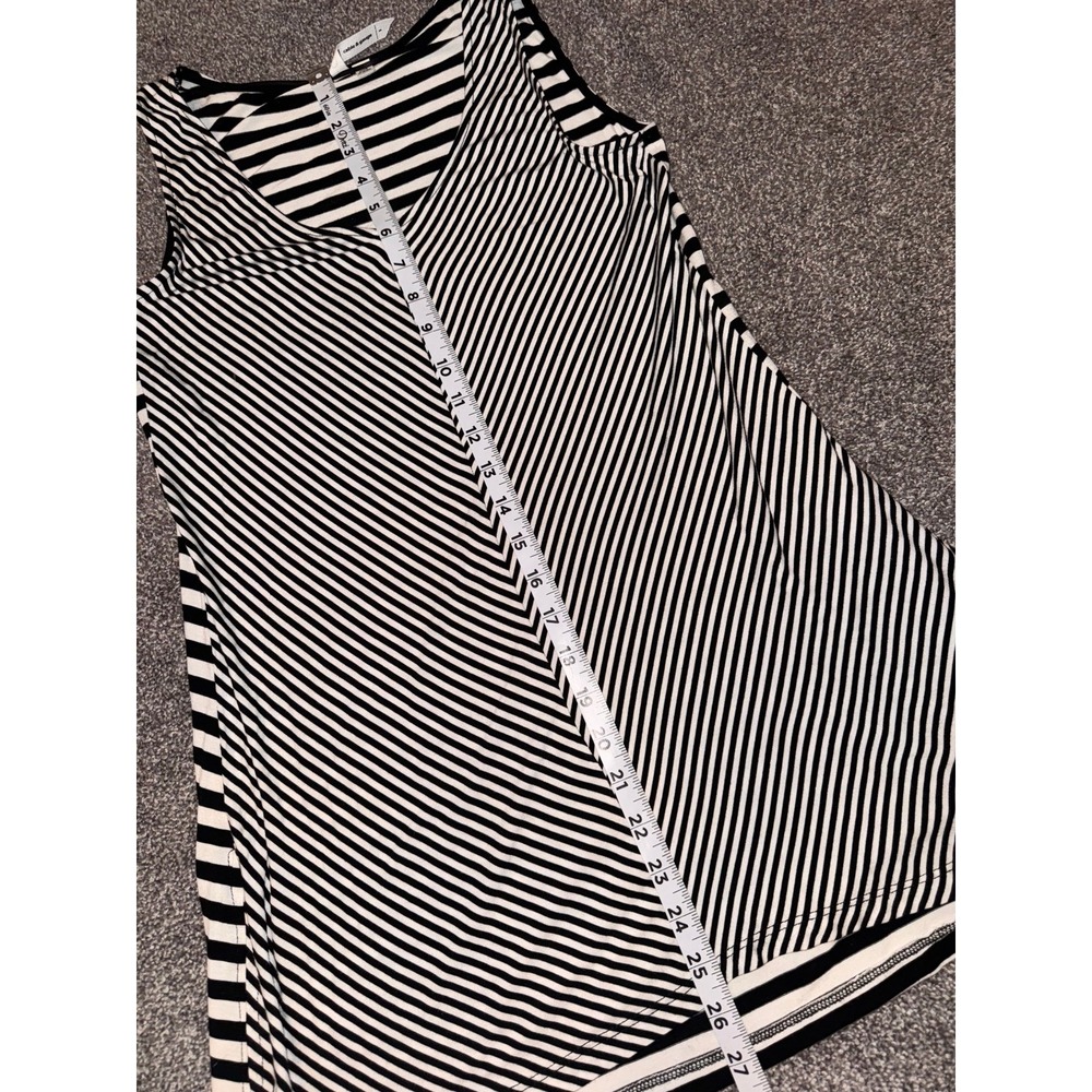 Cable & Gauge Black and White Striped Tank‎ Top - Picture 4 of 6